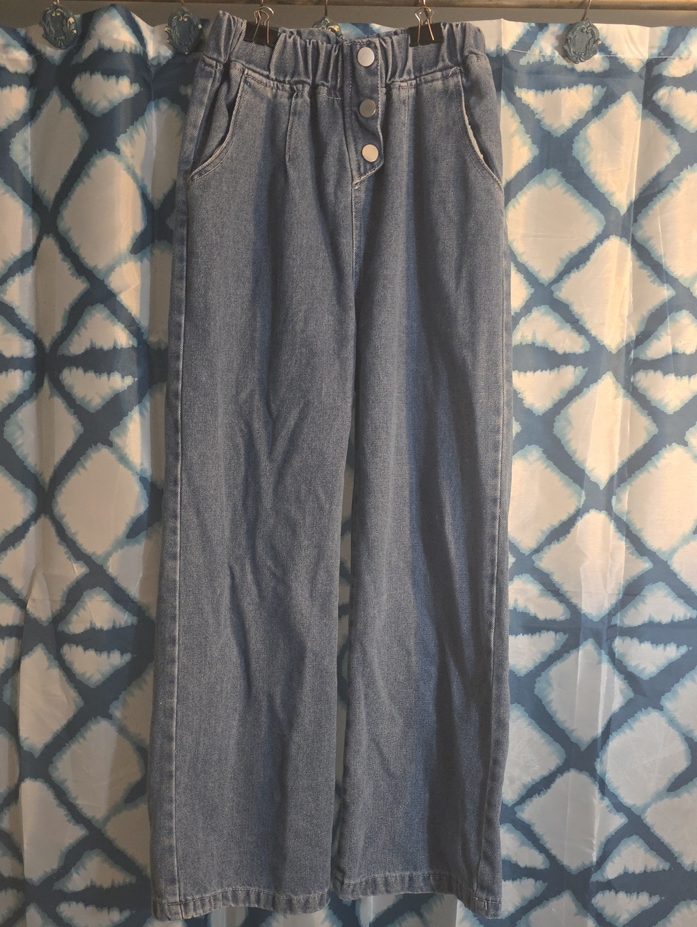 Classic High-Waist Wide-Leg Jeans - Light Blue #Jeans